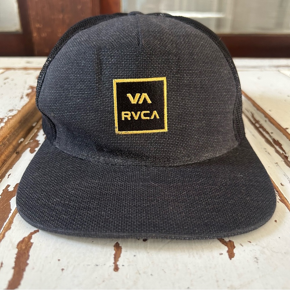 RVCA Snap Back Surfer Baseball Hat